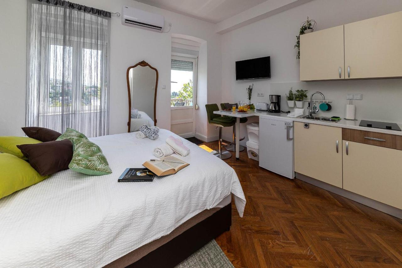 Apartmani Kaiserin Crikvenica Eksteriør billede